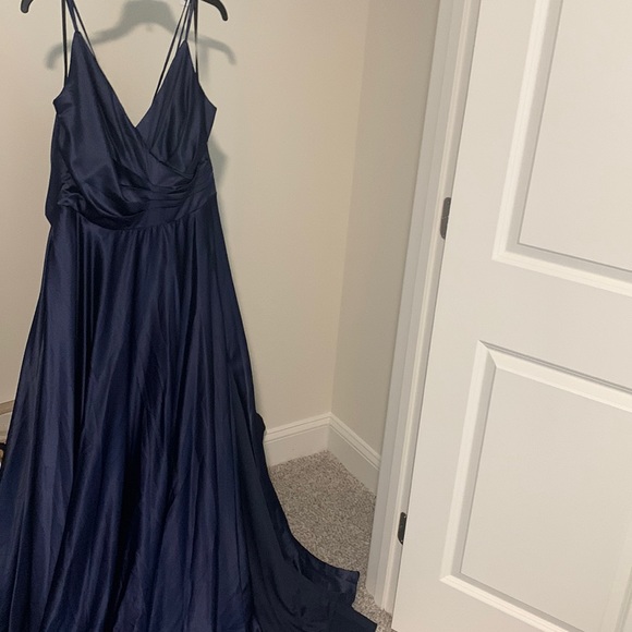 green emerald velvet dress Fiesta Fashion